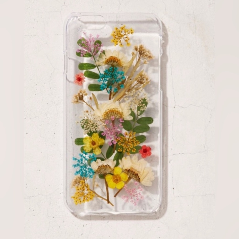 Urban Outfitters pressed floral iPhone 7 case